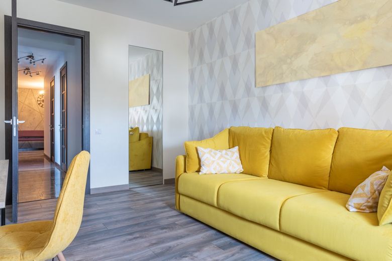 Как рассчитать количество акустических панелей для гостиной в River Residence?