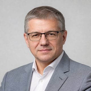 Богдан Михайлов