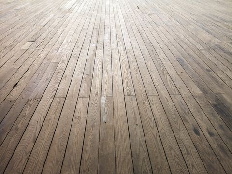 Почему широкоформатная доска требует особого подхода в ЖК «Поклонная, 9»
